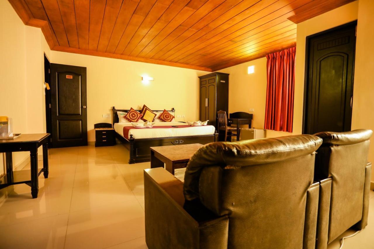 Hotel Emerald Inn Munnar Dış mekan fotoğraf